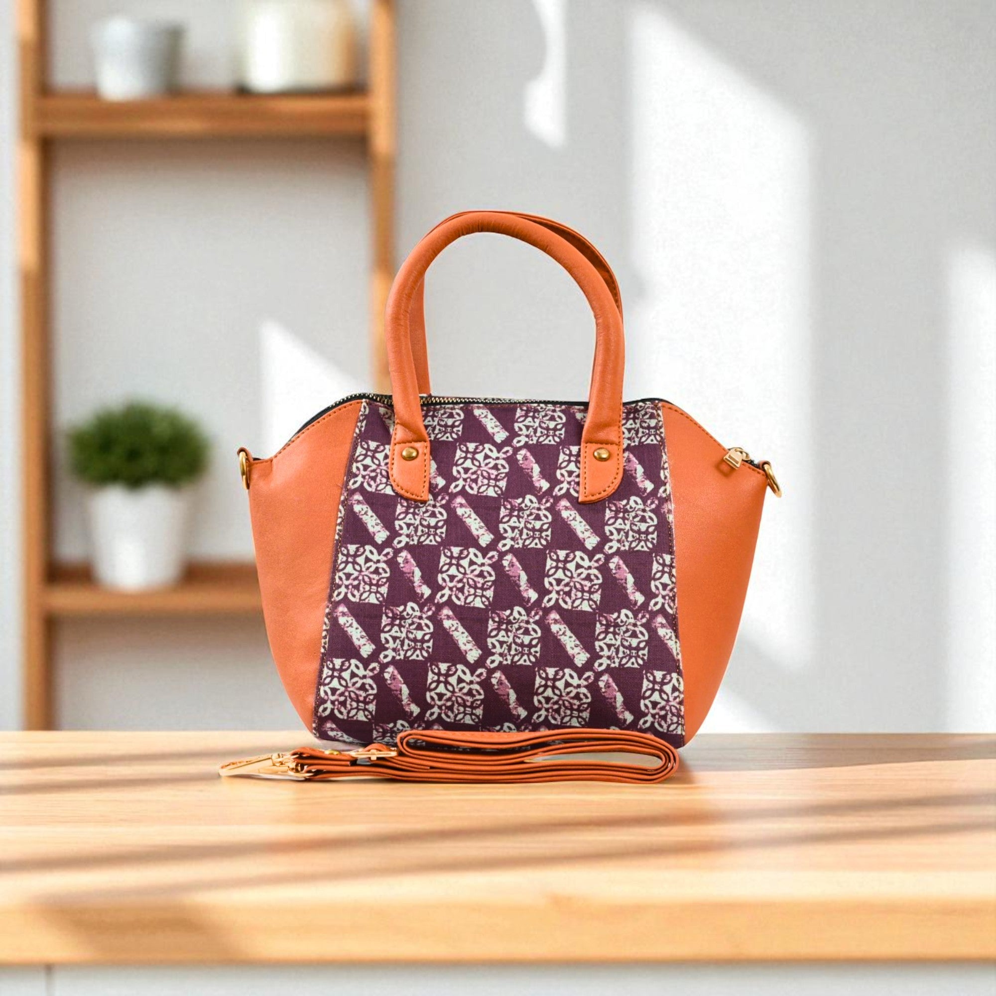 Premium And Stylish Hand Bag For Everyday Use