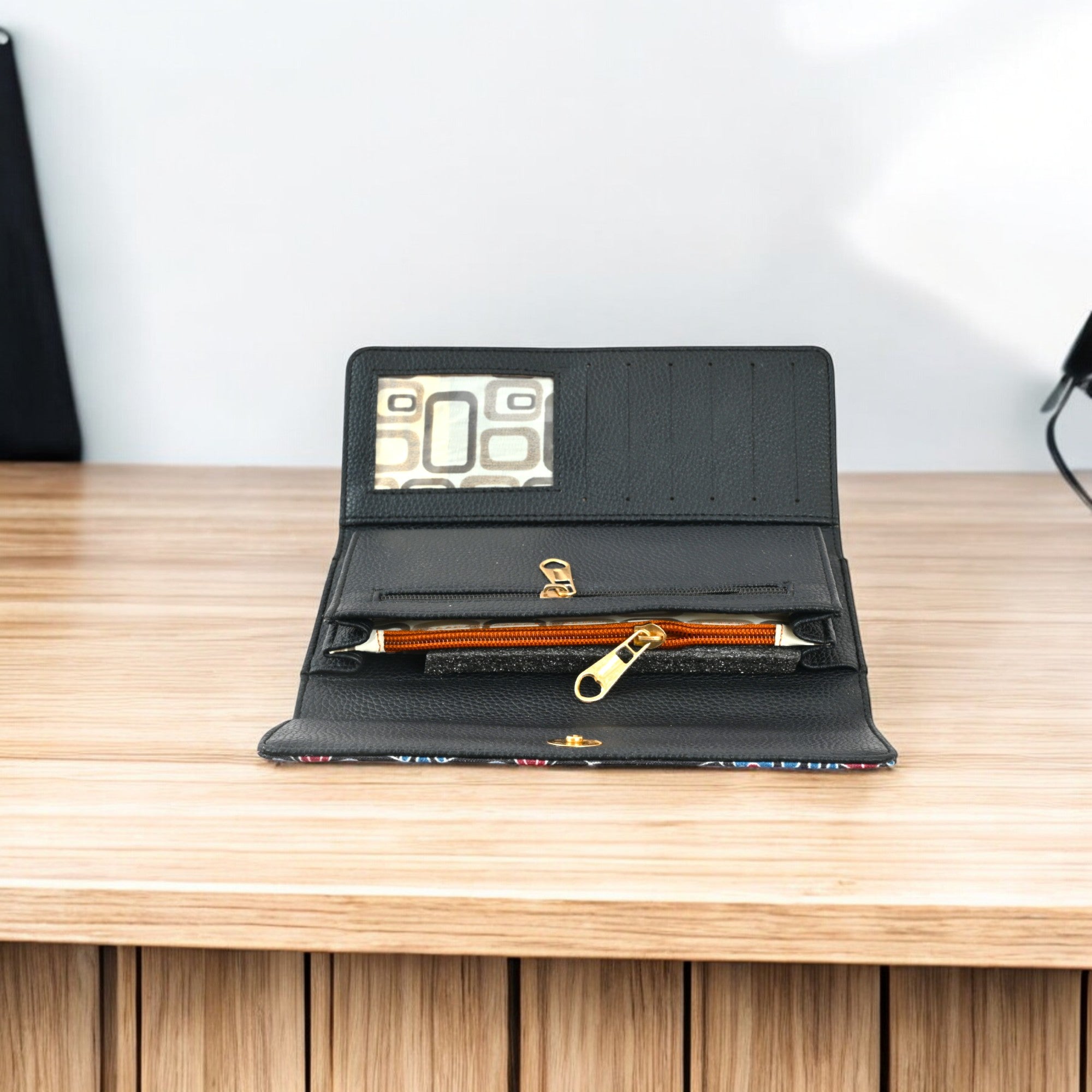 Premium Hand Wallet- Two Fold