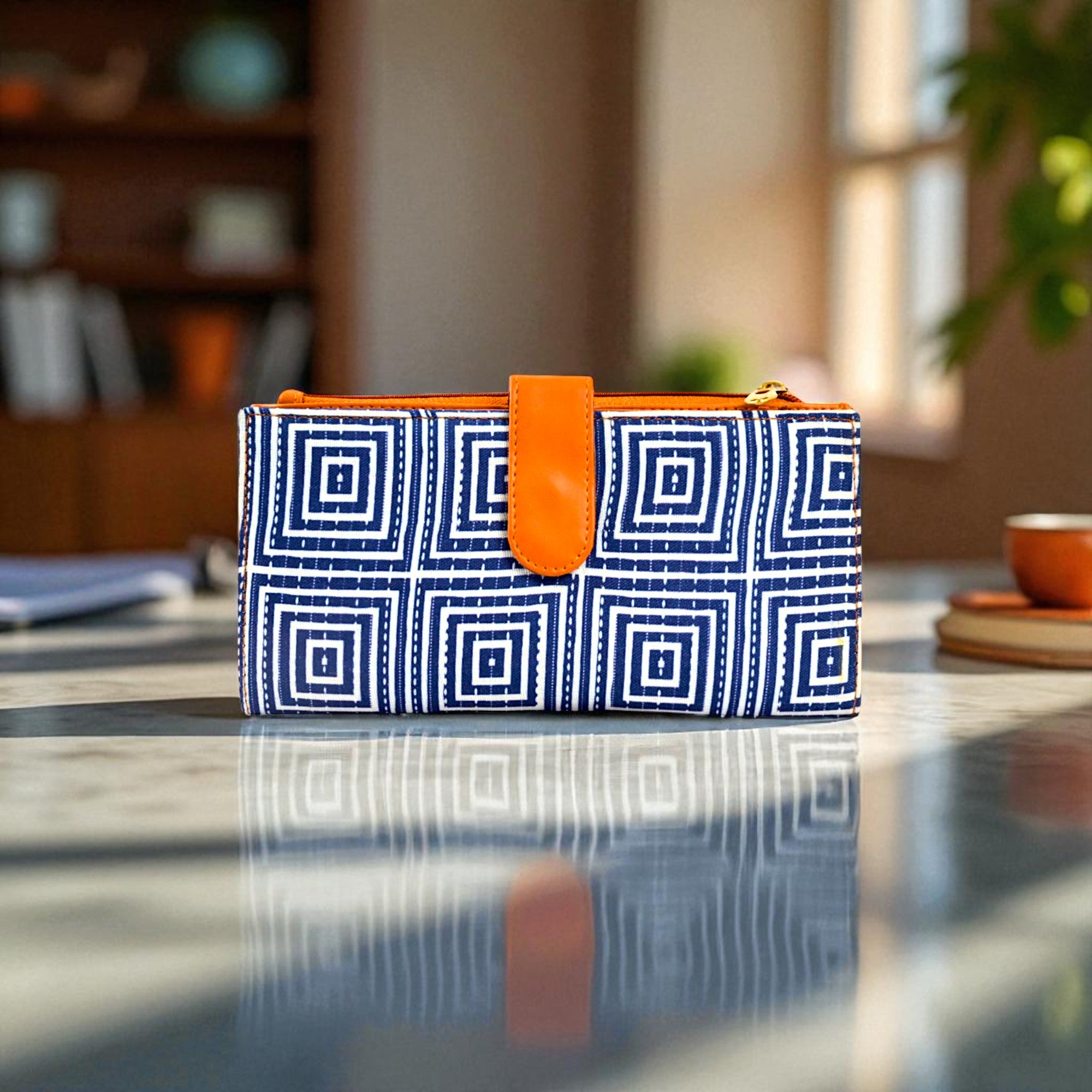 Premium And Stylish Hand Wallet For Everyday Use