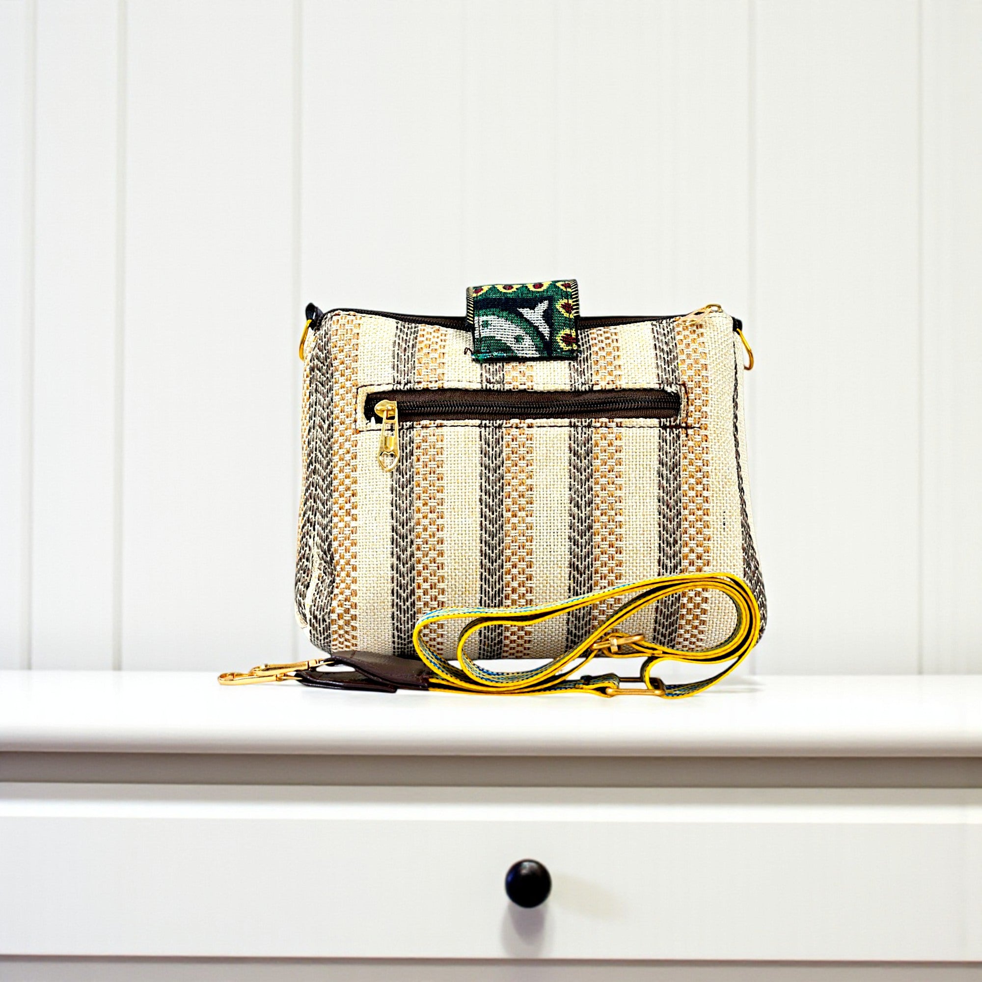 Premium And Stylish Slings For Everyday Use