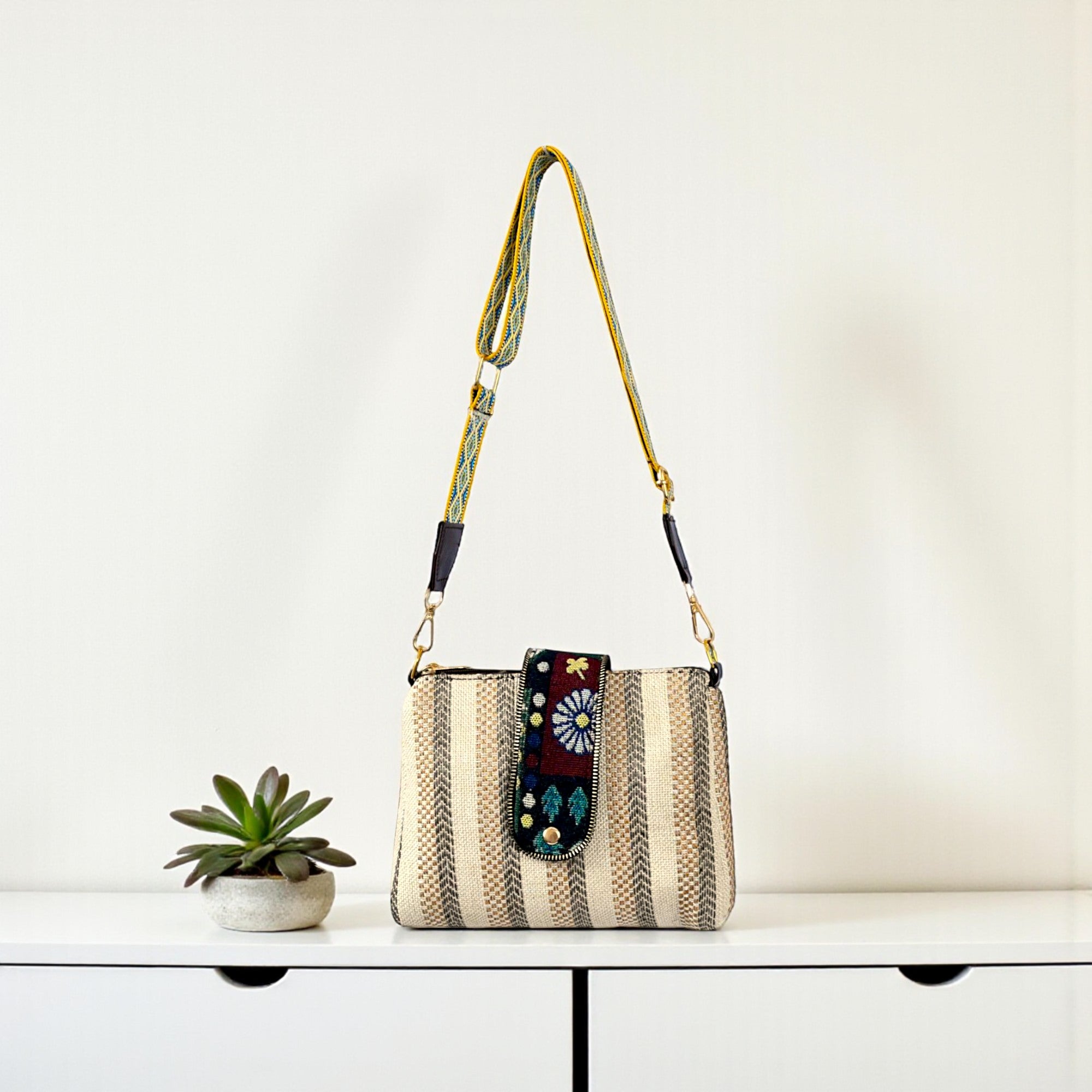 Premium And Stylish Slings For Everyday Use