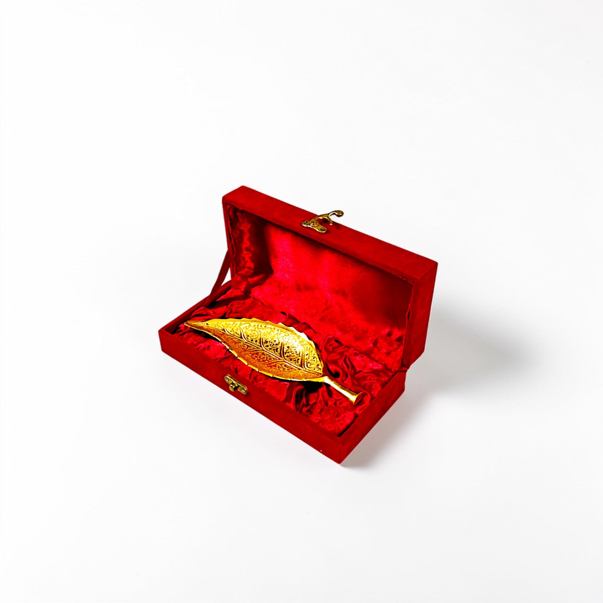 Golden Leaf Handcrafted Decorative Box – Premium Velvet Gift Case